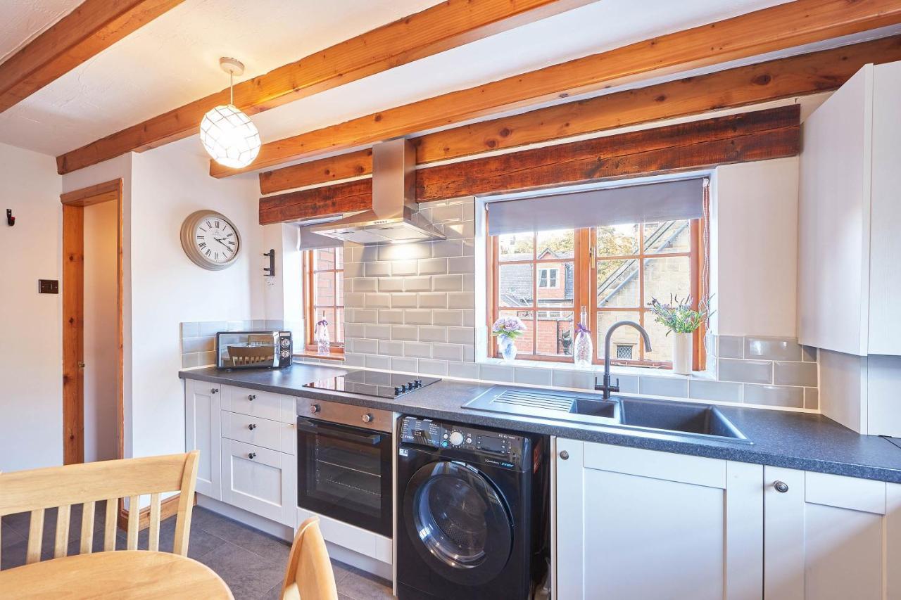 Host & Stay - Oldcorn Cottage Уитби Екстериор снимка